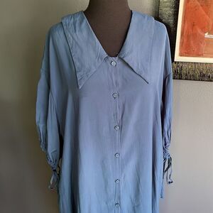 We Fashion dusty blue deep pointed collar button front tie puff sleeve midi. Sm